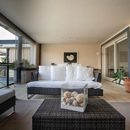 Beautiful Apartment In The Centre Of Таорміна Екстер'єр фото
